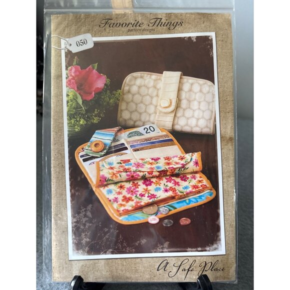 A Safe Place Sewing Pattern by Favorite Things for Wallet & Pouch & Card Slots - Picture 4 of 4